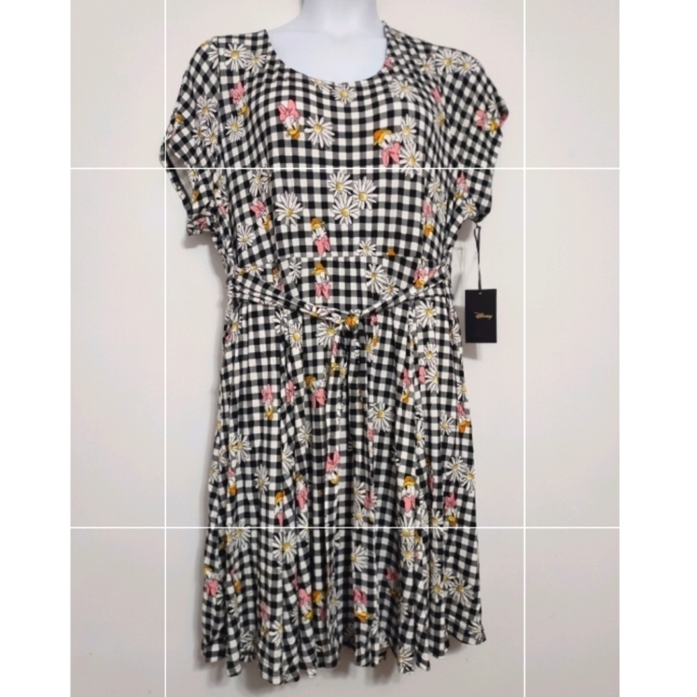 Torrid 5 Disney Daisy Duck Gingham Plaid Dress Checkered NEW 28 - Picture 6 of 7